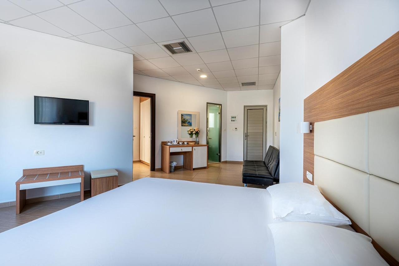 Royal Bay Suites 케팔로스 외부 사진